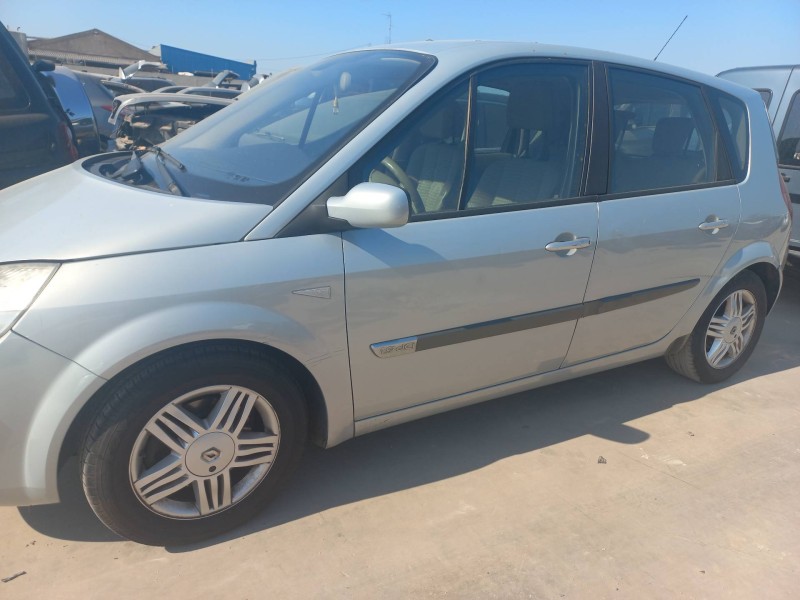 renault scenic ii del año 2003