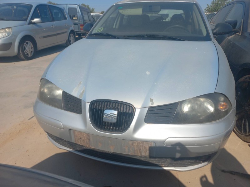 seat ibiza (6l1) del año 2002