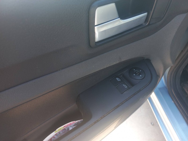 ford focus berlina (cap) del año 2005