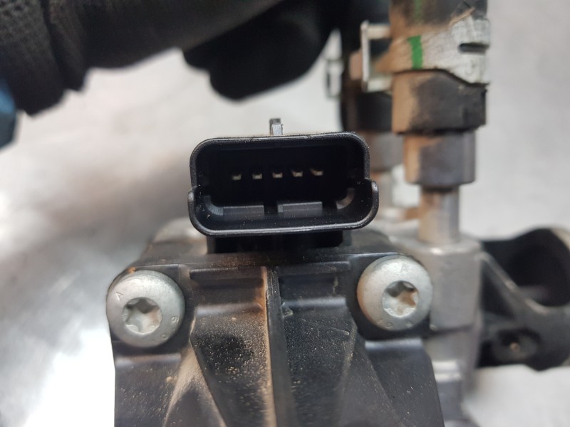 Recambio de valvula egr para peugeot partner standard 600kg referencia OEM IAM 9829870080 50563924 