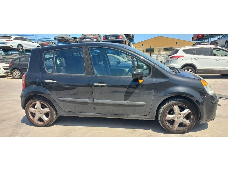 renault modus del año 2004