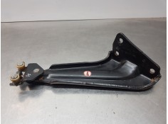Recambio de soporte / guia puerta corredera para peugeot partner standard 600kg referencia OEM IAM 9816964880   2