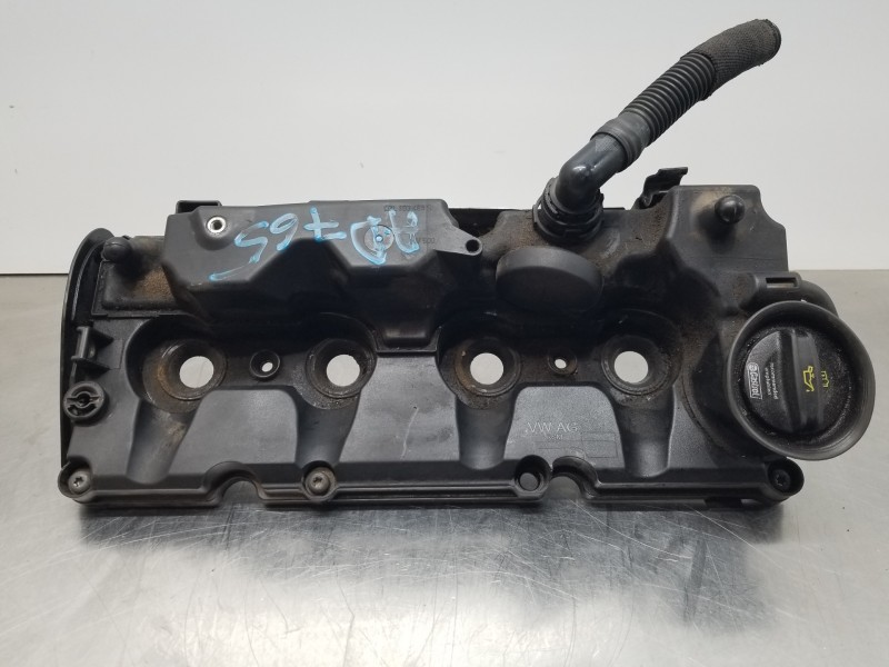 Recambio de tapa balancines para audi a4 (b9) quattro referencia OEM IAM 03L103469AD 03L103469S 