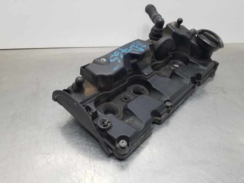 Recambio de tapa balancines para audi a4 (b9) quattro referencia OEM IAM 03L103469AD 03L103469S 