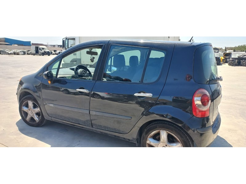 renault modus del año 2004