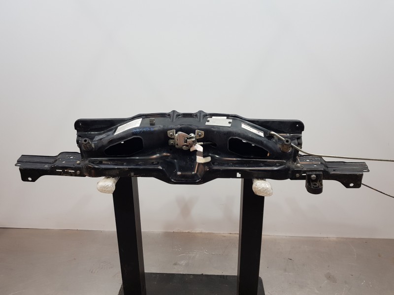 Recambio de travesaño superior para citroen jumper kasten l2h2 referencia OEM IAM 1675069780  