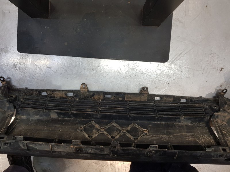 Recambio de paragolpes delantero para citroen jumper kasten l2h2 referencia OEM IAM 1637293680 1685545580 1685545080