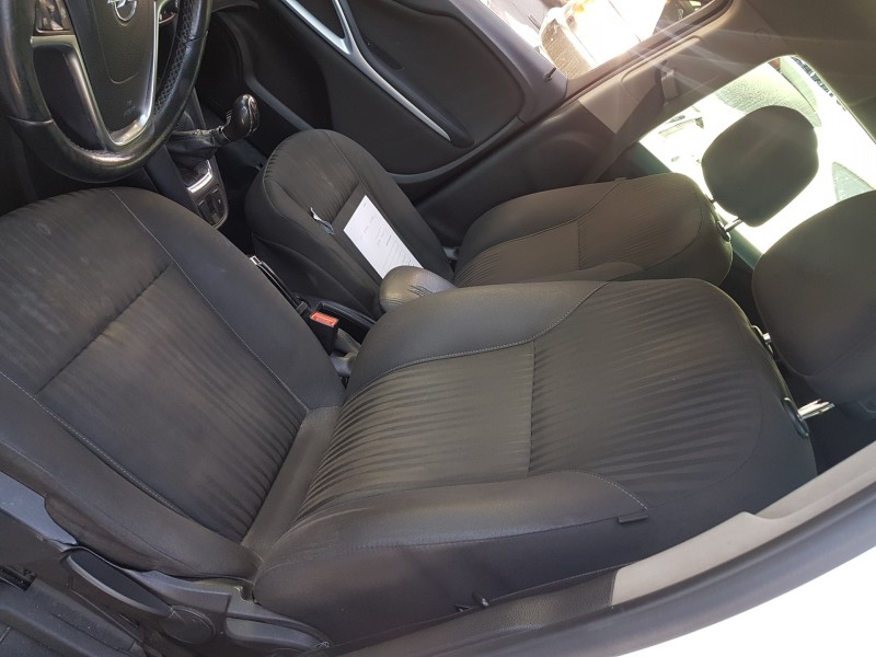 opel zafira tourer del año 2015