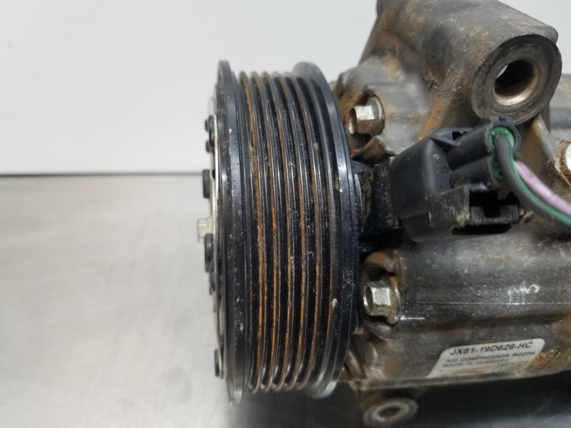 Recambio de compresor aire acondicionado para ford puma eco referencia OEM IAM JX6119D629HC  