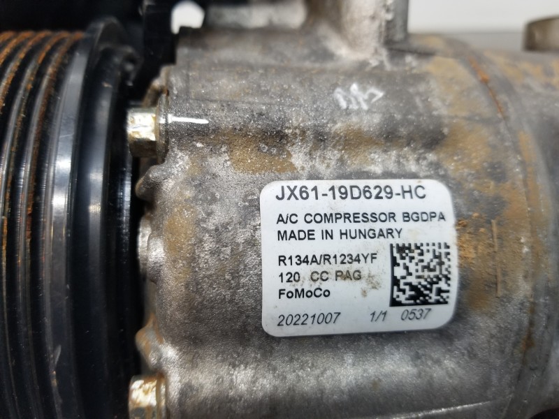 Recambio de compresor aire acondicionado para ford puma eco referencia OEM IAM JX6119D629HC  