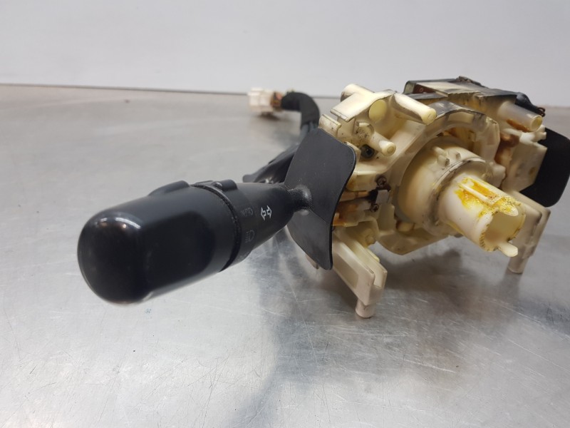 Recambio de mando multifuncion para kia carnival ii ex referencia OEM IAM 0K58P66120  