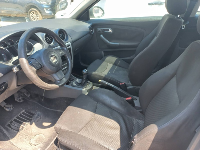 seat ibiza (6l1) del año 2007