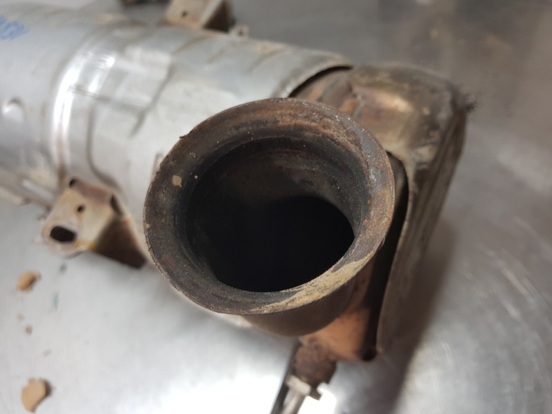 Recambio de filtro de particulas para peugeot rifter active pack referencia OEM IAM 9822860580 K746 S006