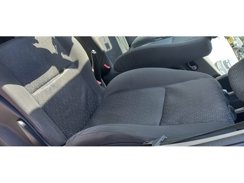 renault modus del año 2004