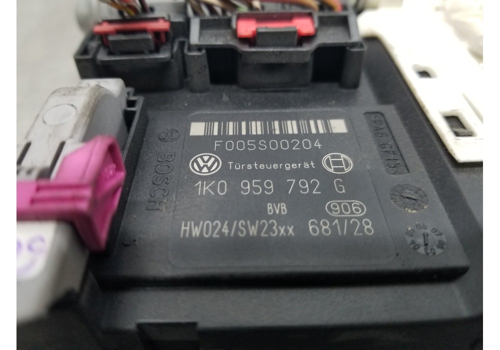 Recambio de motor elevalunas delantero derecho para volkswagen passat variant (3c5) elegance referencia OEM IAM 1K0959702L041 1K