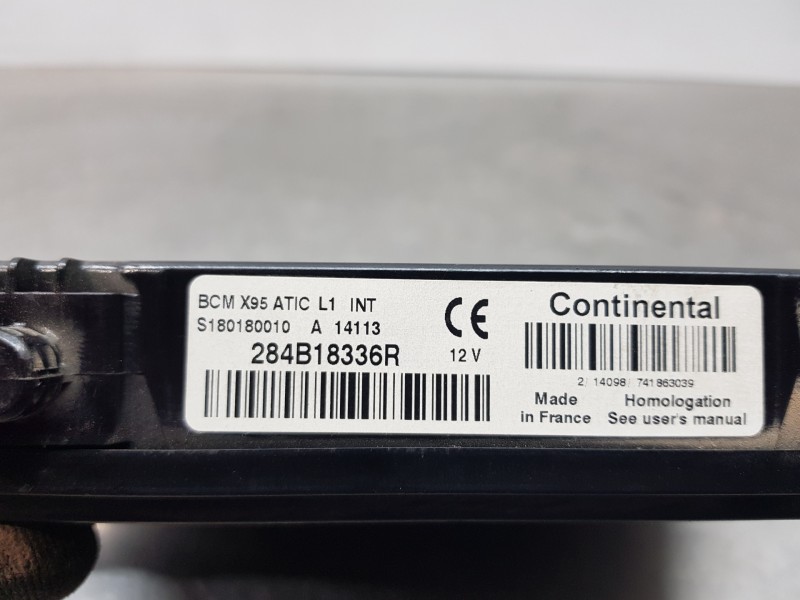 Recambio de modulo confort para renault megane iii berlina 5 p authentique referencia OEM IAM 284B18336R  