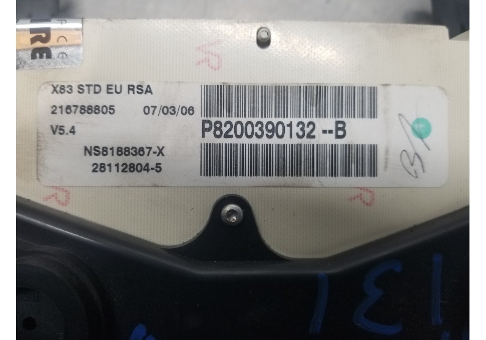 Recambio de cuadro instrumentos para renault trafic caja cerrada (ab 4.01) furgón ii referencia OEM IAM 8200390132 P8200390132B 