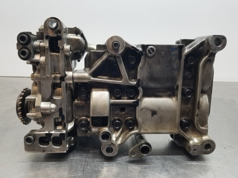 Recambio de bomba aceite para mazda 3 lim. () style referencia OEM IAM SH0114100A  