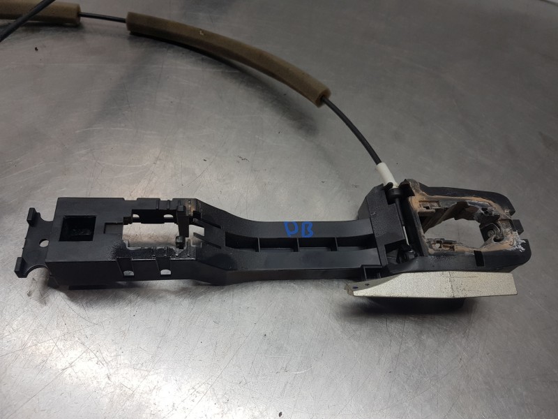 Recambio de cerradura puerta trasera derecha para nissan x-trail (t32) acenta referencia OEM IAM 825004CA0A  