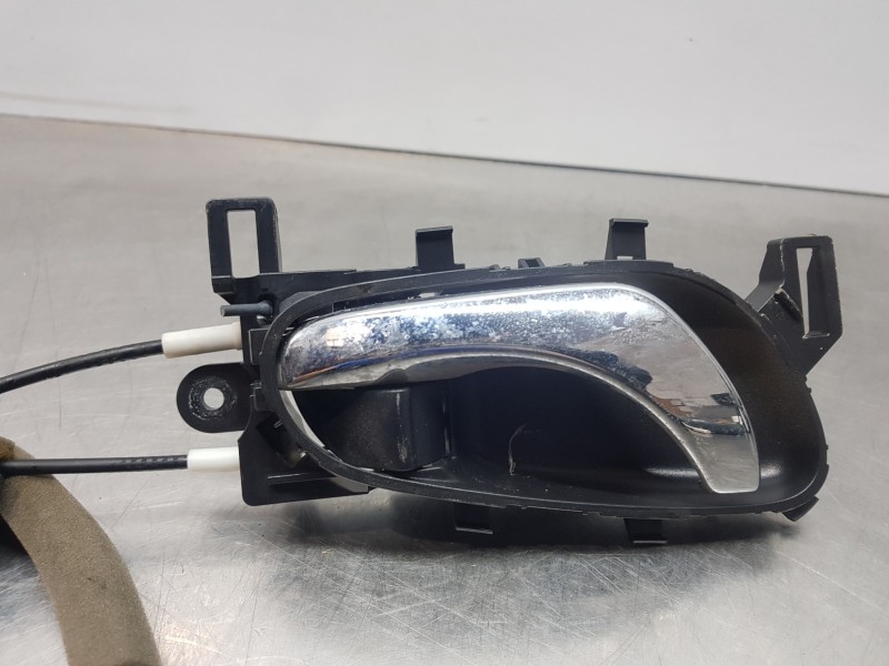 Recambio de cerradura puerta trasera derecha para nissan x-trail (t32) acenta referencia OEM IAM 825004CA0A  