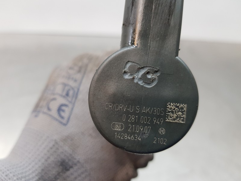 Recambio de rampa inyectora para bmw serie 1 coupe (e82) 123d referencia OEM IAM 13537800601 0281002949 7800601