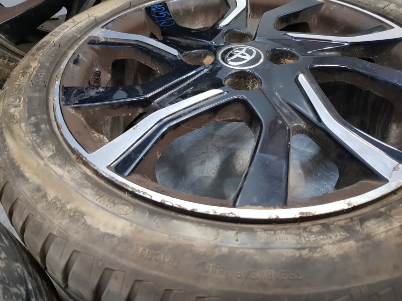 Recambio de juego llantas para toyota yaris hybrid referencia OEM IAM 426110DC80  
