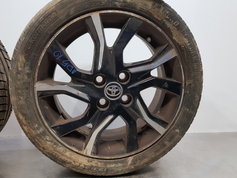 Recambio de juego llantas para toyota yaris hybrid referencia OEM IAM 426110DC80  