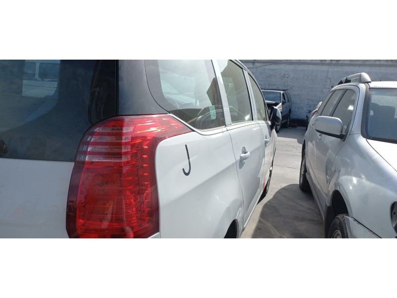 peugeot 5008 del año 2015