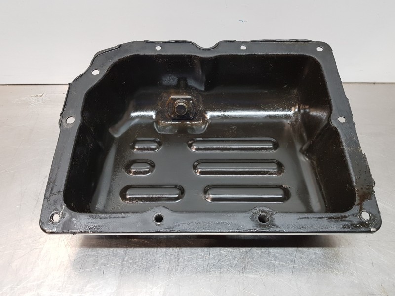 Recambio de carter para hyundai kona suv referencia OEM IAM 2151004401  