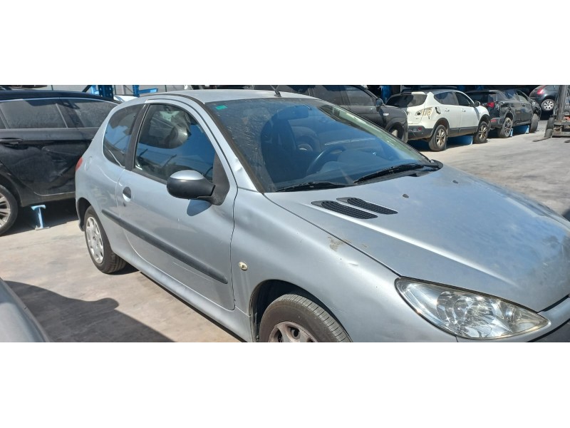 peugeot 206 berlina del año 2006