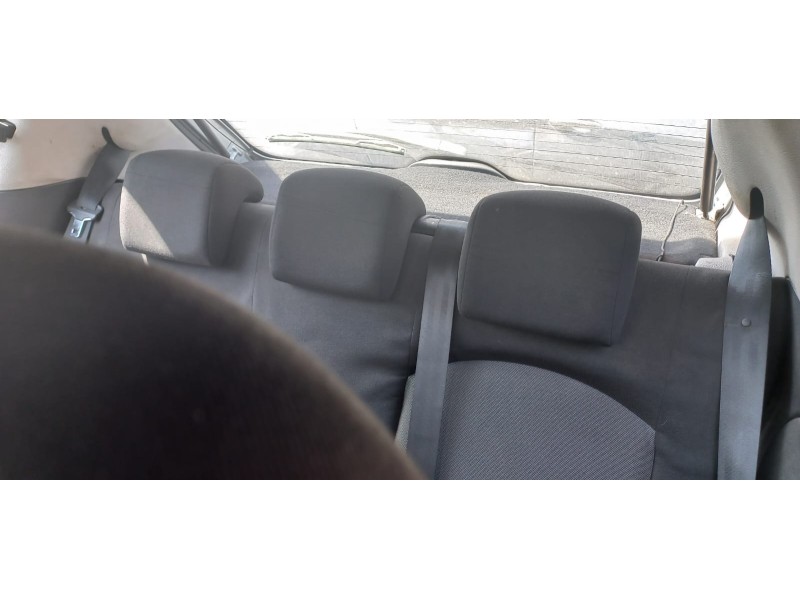 peugeot 206 berlina del año 2006