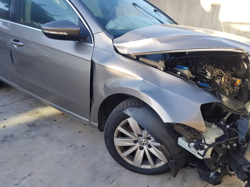 volkswagen passat variant (365) del año 2010