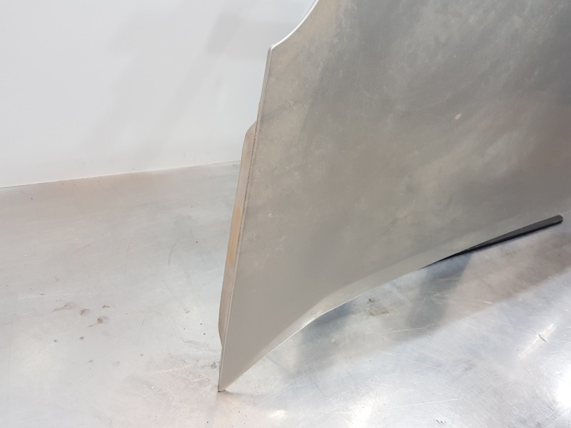 Recambio de capot para peugeot partner kasten premium referencia OEM IAM 7901P7  