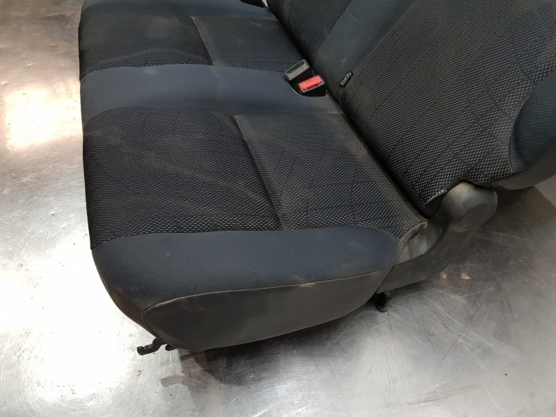 Recambio de asientos trasero izquierdo para peugeot partner kasten premium referencia OEM IAM 8846X0 1611817780 8846CE