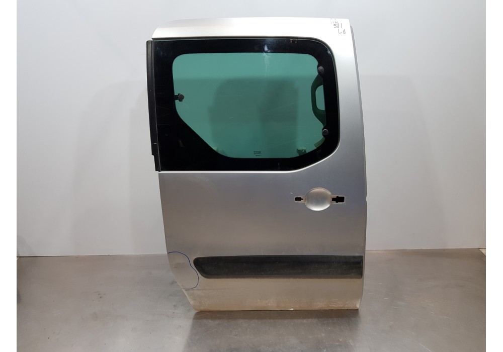 Recambio de puerta lateral corredera derecha para peugeot partner kasten premium referencia OEM IAM 9831169680 9008S3 