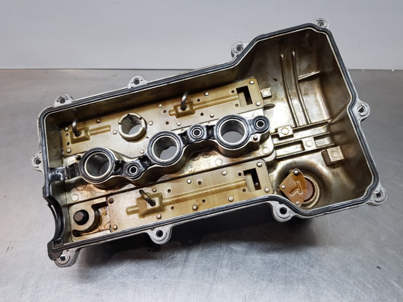 Recambio de tapa balancines para hyundai kona suv referencia OEM IAM 2241004070  