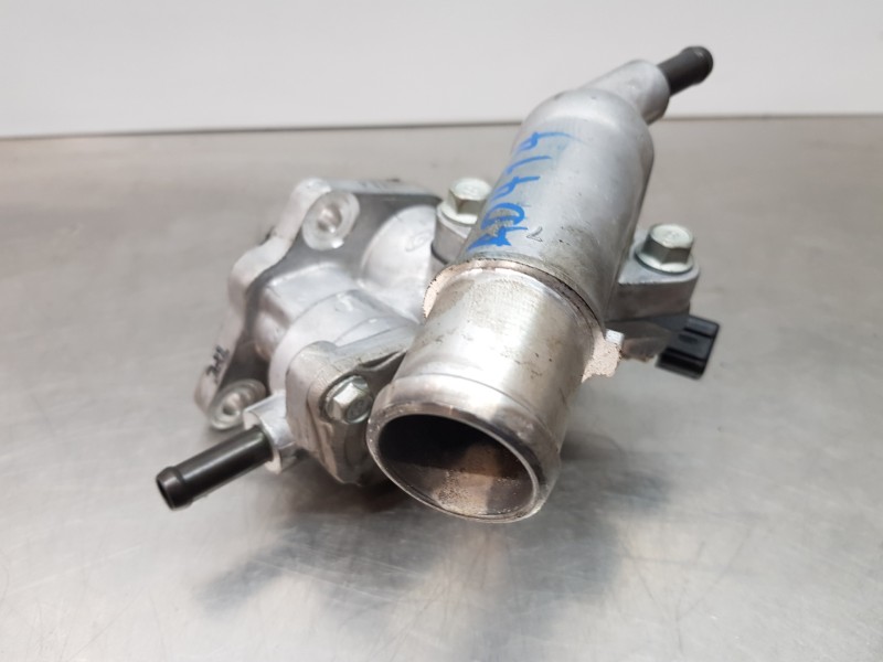 Recambio de termostato para hyundai kona suv referencia OEM IAM 2563004600  