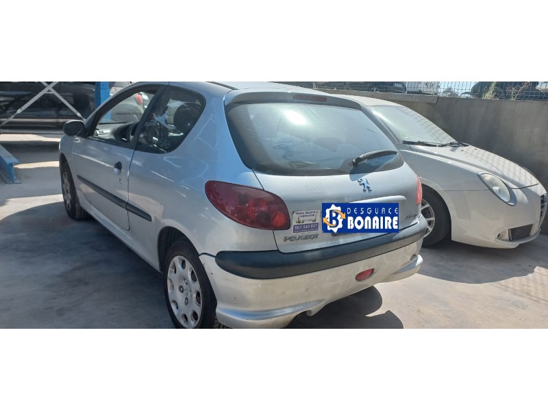 peugeot 206 berlina del año 2006
