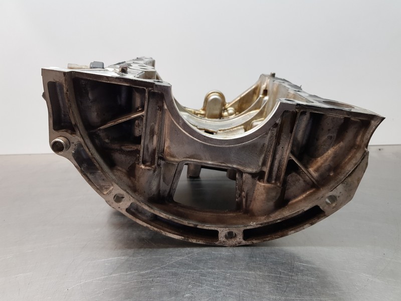 Recambio de sobrecarter para hyundai kona suv referencia OEM IAM 3E02304U00  