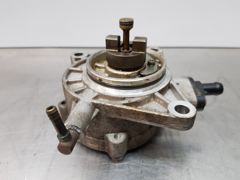 Recambio de depresor freno / bomba vacio para hyundai kona suv referencia OEM IAM 2881004075  