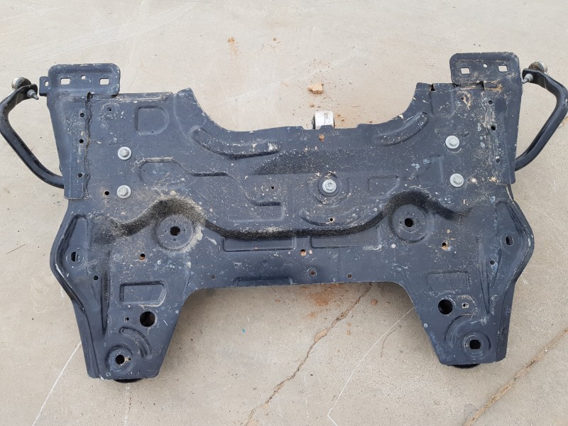 Recambio de puente delantero para opel mokka gs line referencia OEM IAM 9841458080 9825518480 