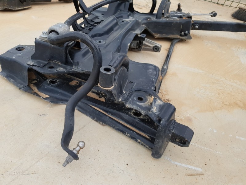 Recambio de puente delantero para citroen c3 aircross bluehdi referencia OEM IAM 9807026580 9809352680 