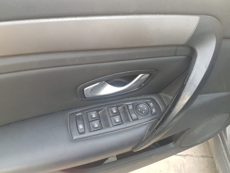 renault laguna iii del año 2008