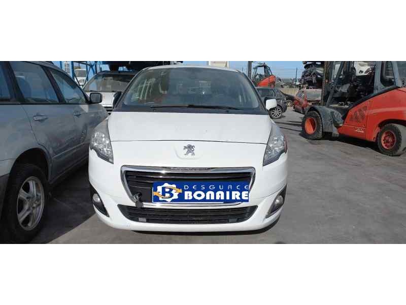 peugeot 5008 del año 2015