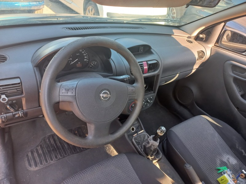 opel corsa c del año 2005