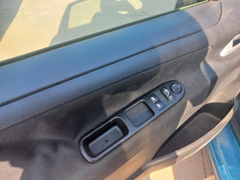 peugeot 207 del año 2008