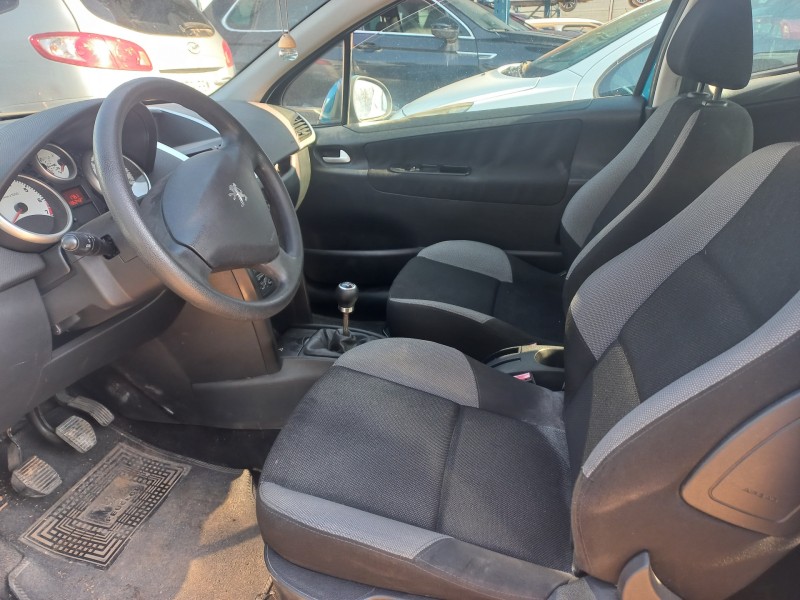 peugeot 207 del año 2008