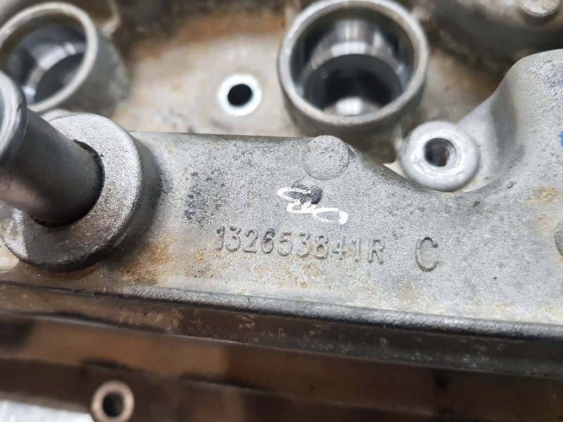 Recambio de tapa balancines para nissan pulsar (c13) fastback referencia OEM IAM 118322415R  