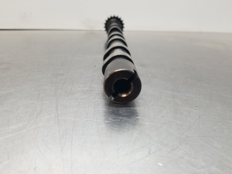 Recambio de arbol de levas para land rover evoque prestige referencia OEM IAM LR021913 9670585080 6G9Q6A266AB