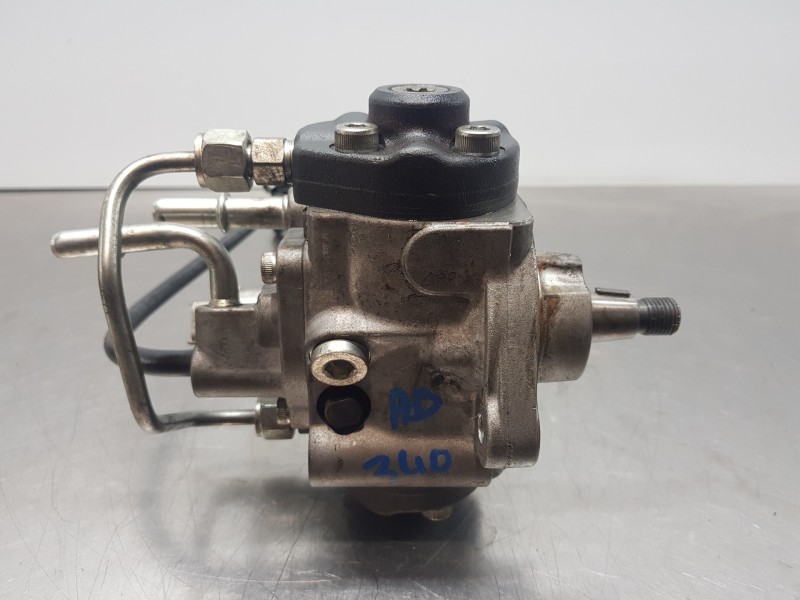 Recambio de bomba inyeccion para opel astra j sports tourer selective referencia OEM IAM 55586499 HU2940001003C 